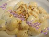 Ricetta Gnocchi al gorgonzola con mandorle tostate