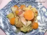 Ricetta Contorno di cavolo verza, cipolle, carote e pancetta