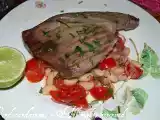 Ricetta Tonno grigliato su letto di pomodorini, cannellini e cipolla di tropea