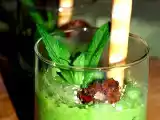 Ricetta Bicchierini di crema di piselli alla menta, semi di sesamo e pomodorini confit