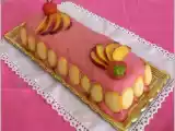 Ricetta Semifreddo allo yogurt alle pesche con crema alla fragola