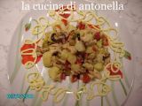 Ricetta Insalata di pollo, con olive e cetriolini