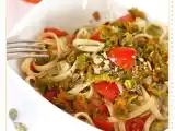 Ricetta Bavette con pomodorini, fiori e semi di zucca