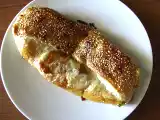 Ricetta Rotolo di sfoglia e mozzarella facilissimo e molto sfizioso.