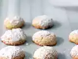 Ricetta Amaretti morbidi alla rosa