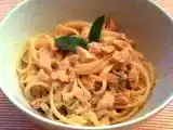 Ricetta Bavette con salmone e zucchine al profumo di menta