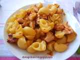 Ricetta Pasta con tacchino, bruschetta con uovo e verdure