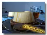 Ricetta Bavarese alla vaniglia su fondo di cantuccini con salsa al vin santo