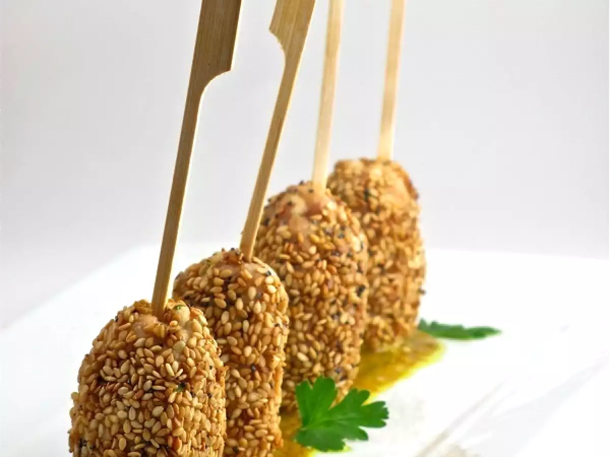 Ricetta Mini kebab di pollo al sesamo