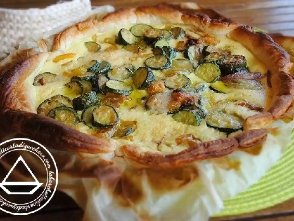 Ricetta Quiche alle zucchine e cipolle saltate in padella