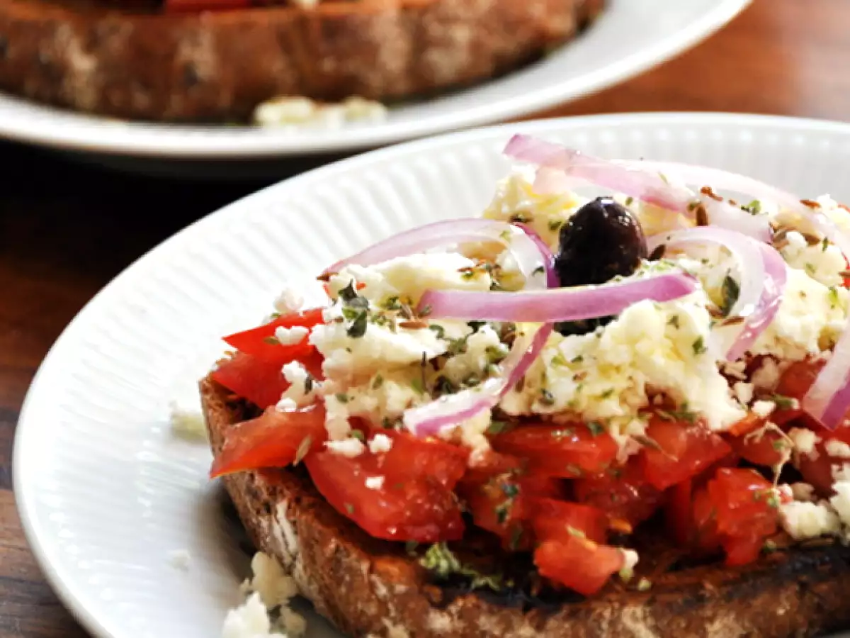 Ricetta Dakos cretese