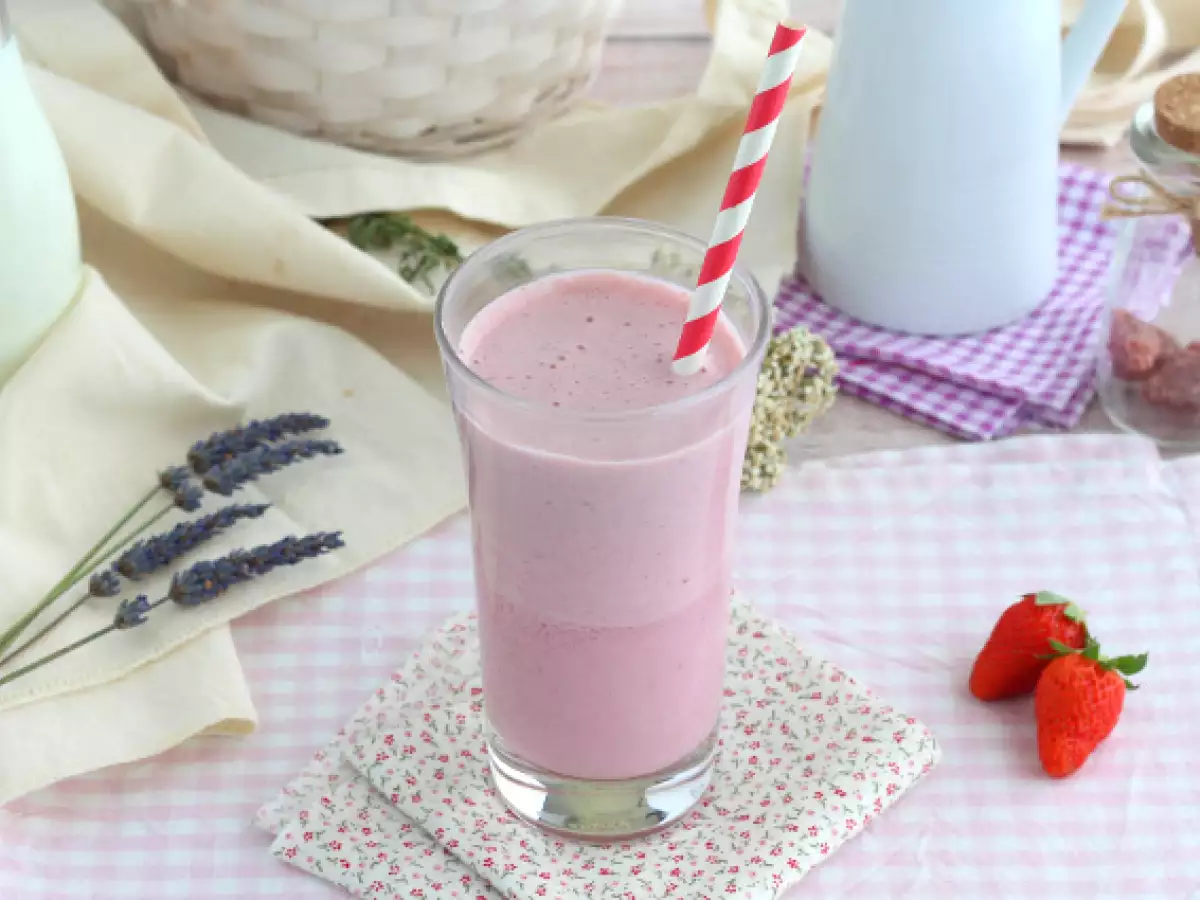 Ricetta Milkshake fragole e lamponi