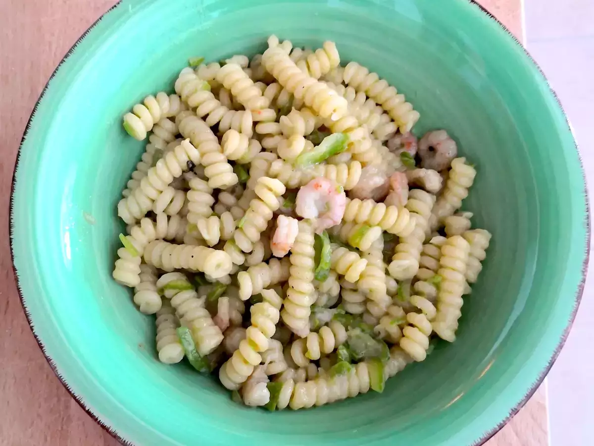 Ricetta Fusilli con zucchine, gamberetti e zenzero
