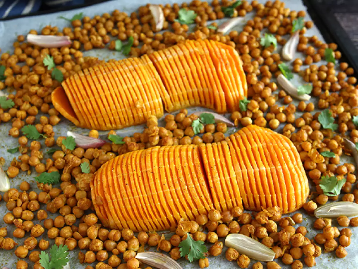Ricetta Zucca butternut in stile hasselback: il vostro nuovo contorno preferito!