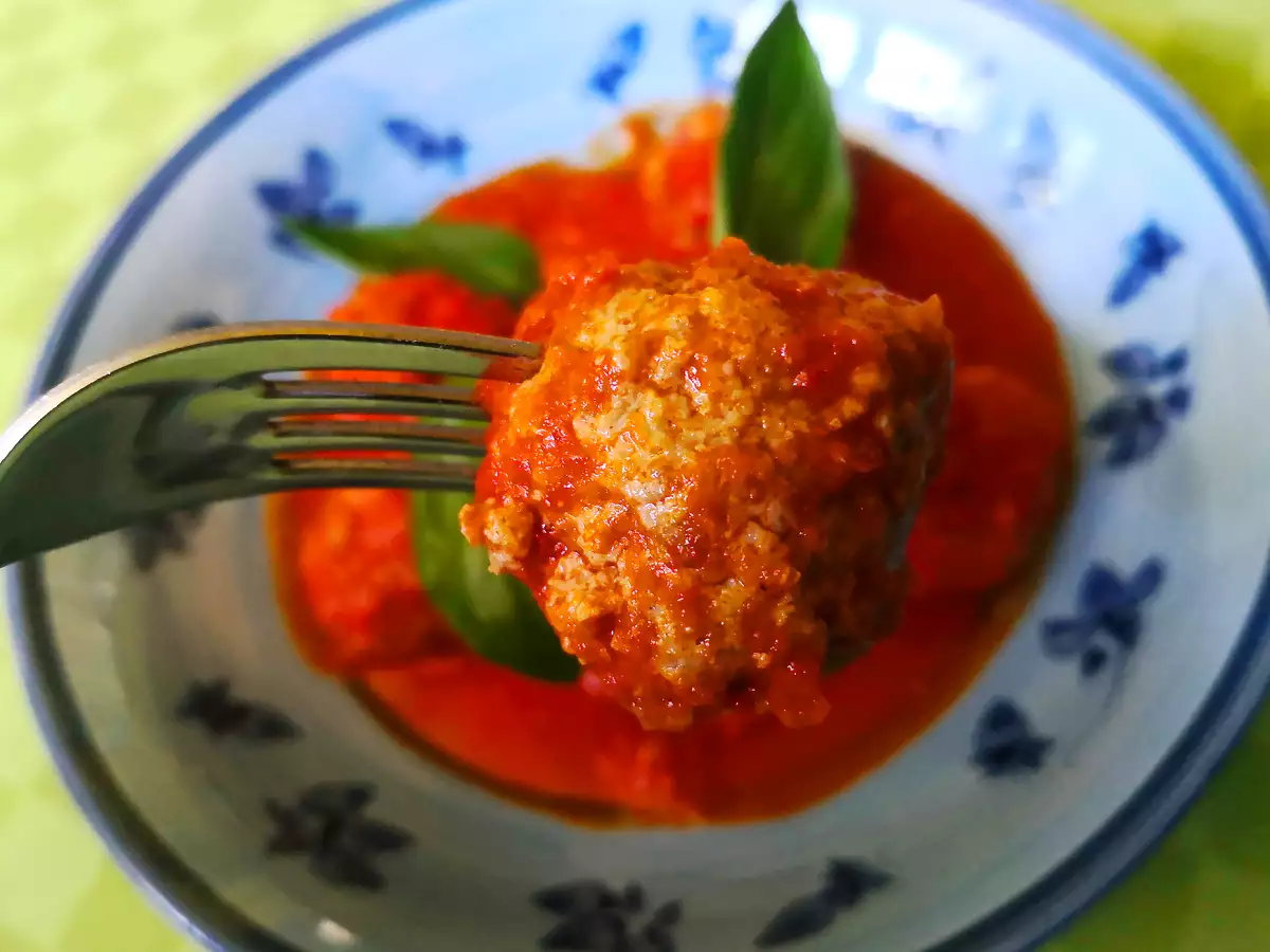 Ricetta Polpette al sugo morbide e saporite