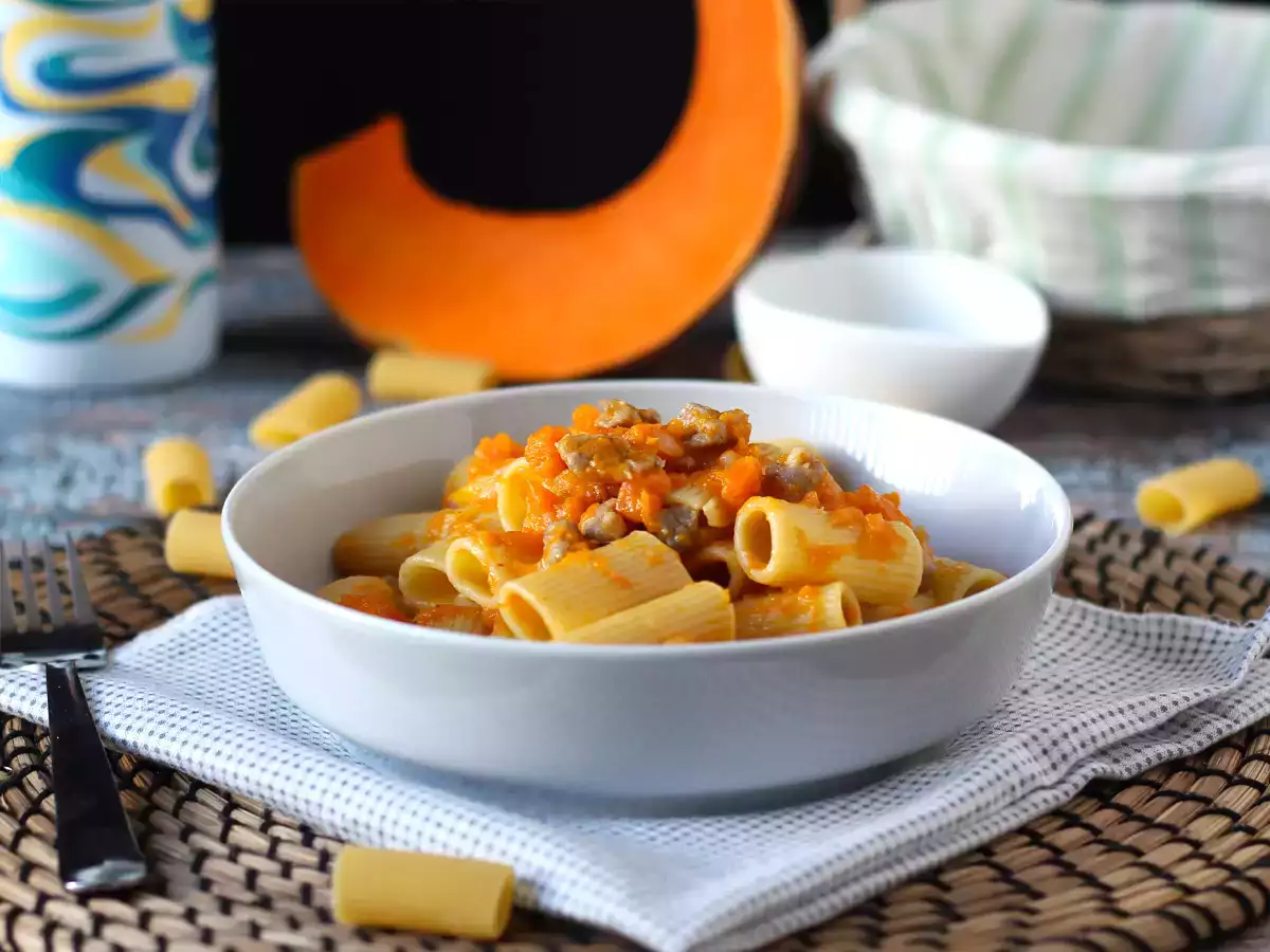 Ricetta Pasta con zucca e salsiccia