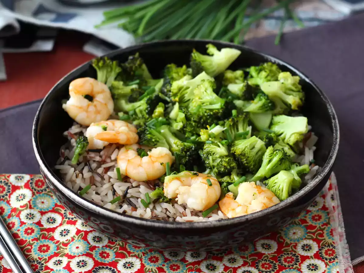 Ricetta Riso integrale con broccoli e gamberetti, un piatto leggero ed equilibrato