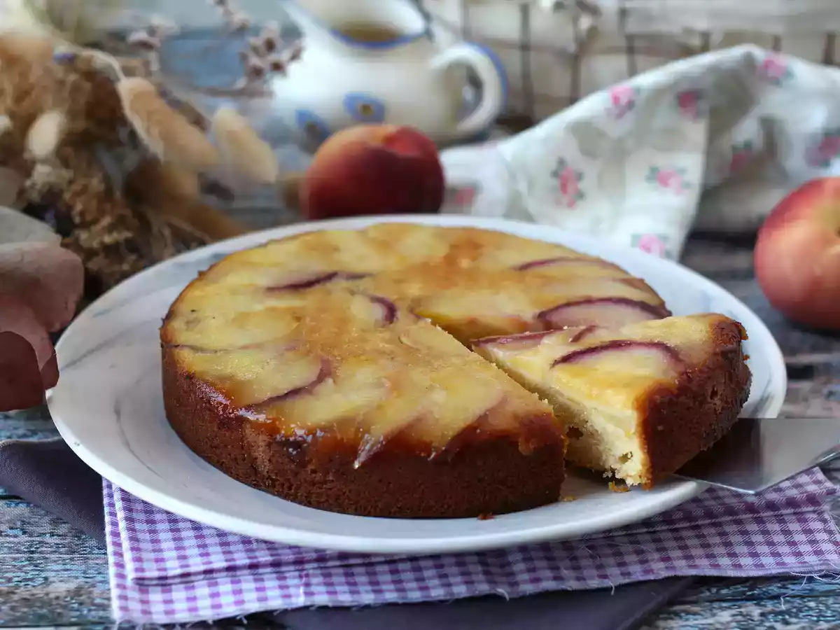 Ricetta Torta alle pesche soffice e golosa