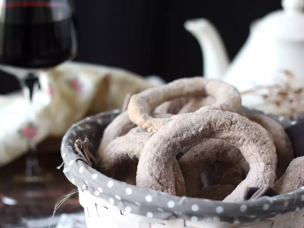 Ricetta Ciambelline al vino rosso: la ricetta della nonna che tutti dovrebbero conoscere!