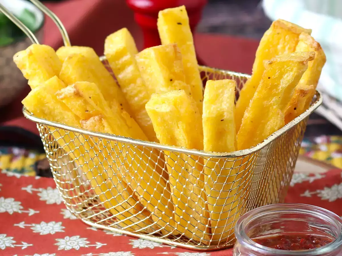 Ricetta Polenta in friggitrice ad aria: gli stick croccanti, dorati e leggeri