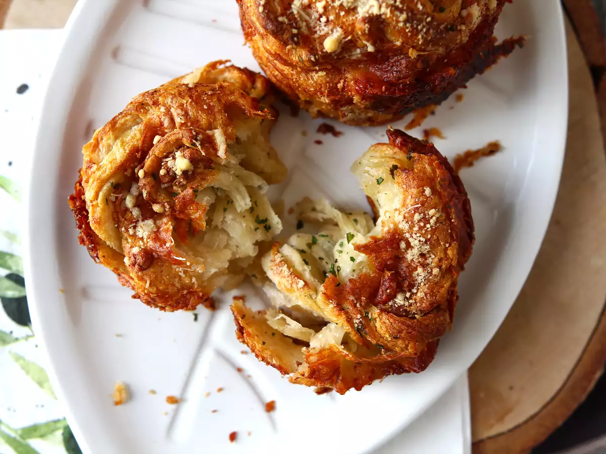 Ricetta Cruffins salati: la fusione golosa di croissant e muffin da provare subito!