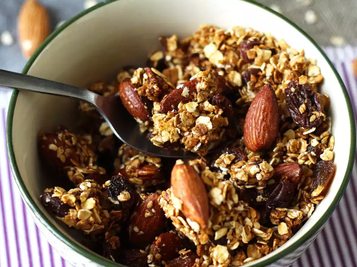 Ricetta Granola express con la friggitrice ad aria, per rendere più croccante la vostra colazione