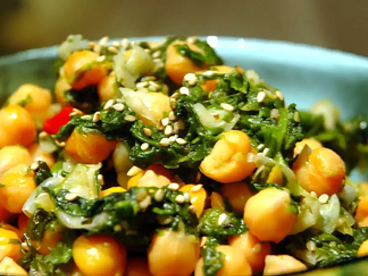 Ricetta Insalata calda con ceci, spinaci e sesamo