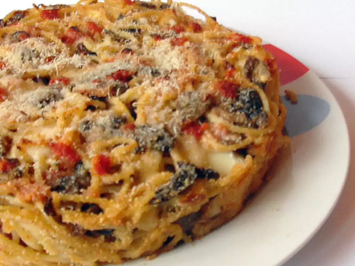 Ricetta Timballo di spaghetti con funghi