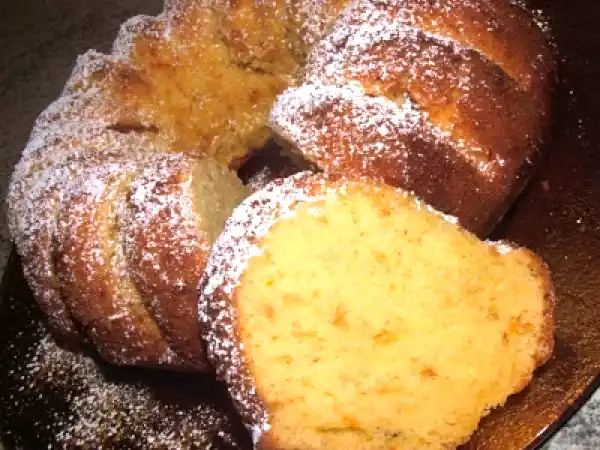 Ricetta Ciambellone soffice all'arancia