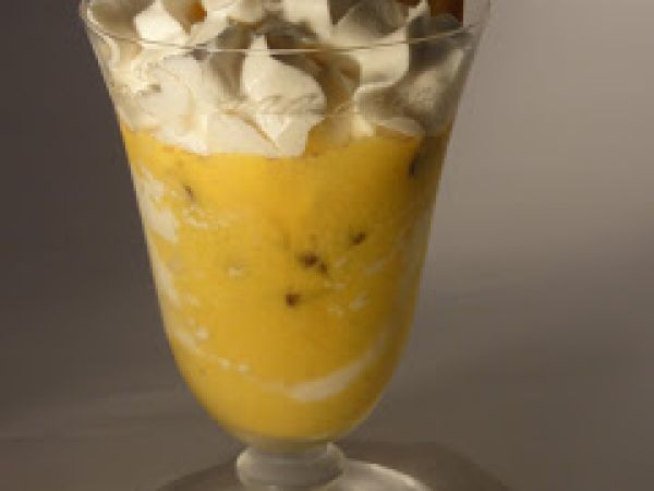 Ricetta Zabaione al marsala con lingue di gatto e...panna montata!