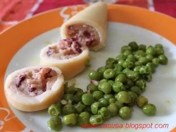 Ricetta Calamari ripieni con contorno di piselli