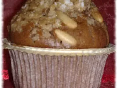 Ricetta Muffin con farina di castagne, pinoli e uvetta