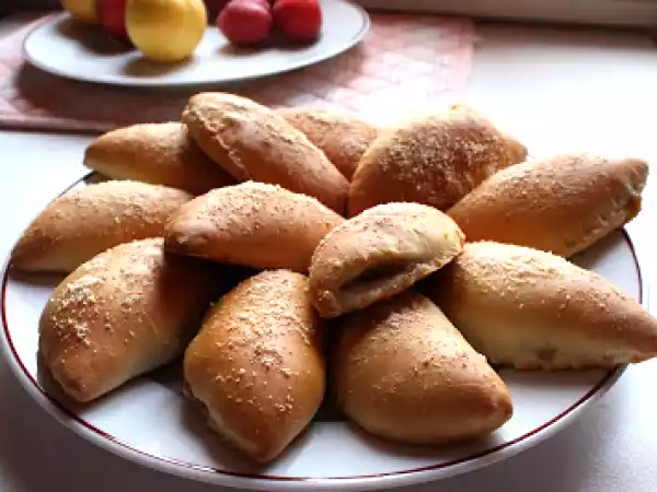 Ricetta Fagottini ai fichi, rhum e mandorle