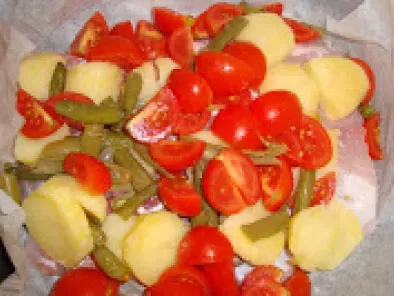 Ricetta Persico al cartoccio con patate, pomodorini e fagiolini