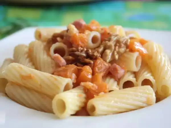 Ricetta Torciglioni zucca e noci