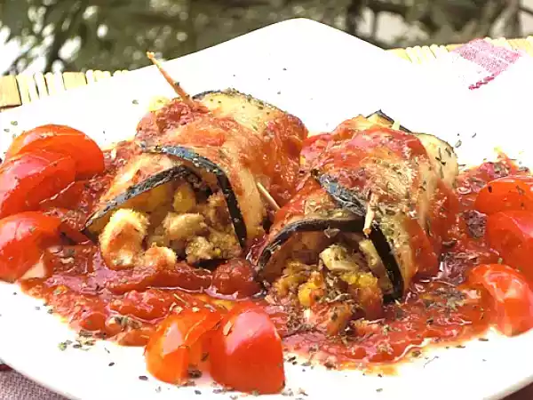 Ricetta Rotolini di melanzane con uova sode e caciocavallo