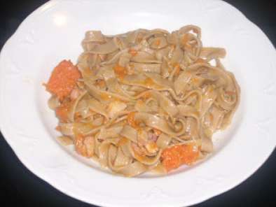 Ricetta Tagliatelle di castagne con zucca e pancetta