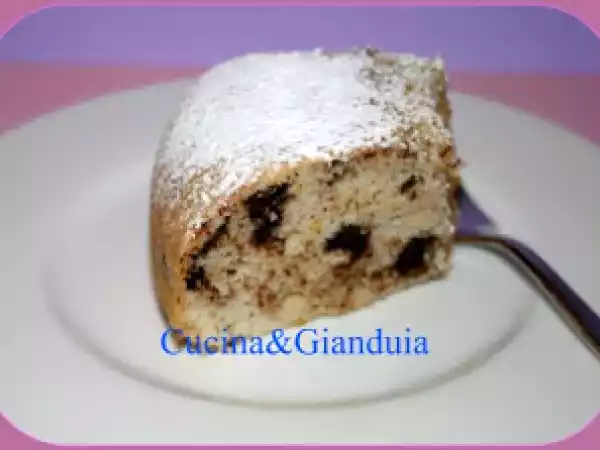 Ricetta Torta agli albumi con cioccolato fondente e arancia