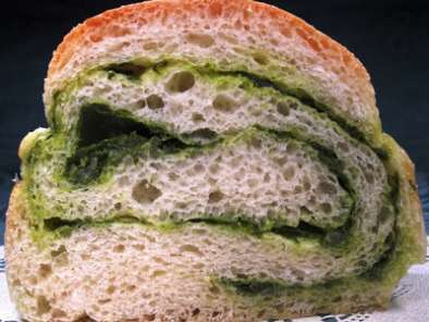 Ricetta Una spirale verde e profumata sulla tavola di natale..ovvero il pane al prezzemolo