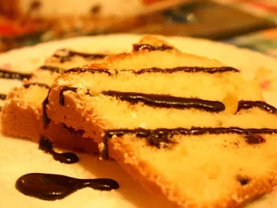 Ricetta Plum cake pere e gocce di cioccolato profumato allo zenzero