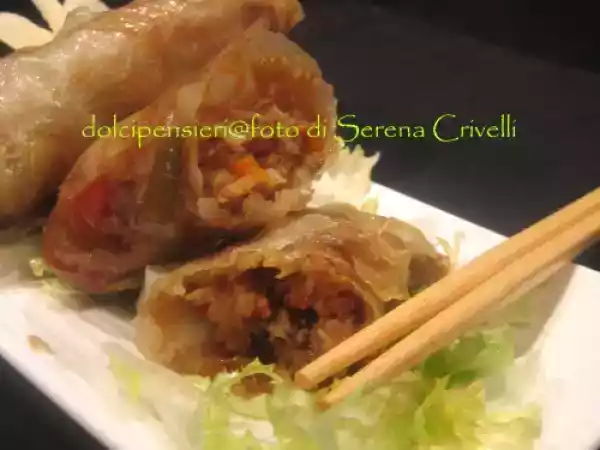 Ricetta Involtini primavera con vermicelli di soia, verdure e gamberi di dolcipensieri