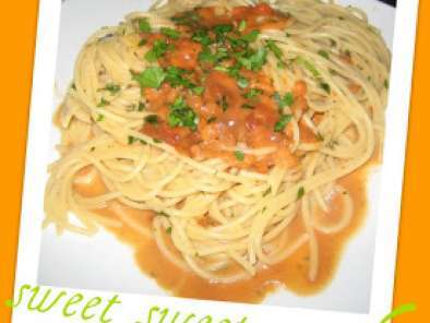 Ricetta Spaghetti con ricci di mare