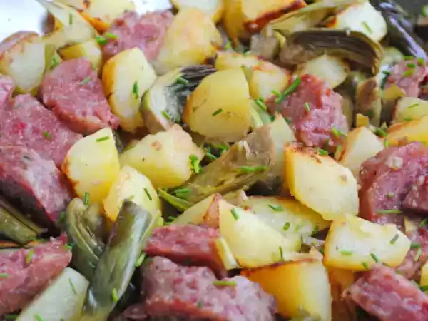 Ricetta Padellata di cotechino, carciofi e patate