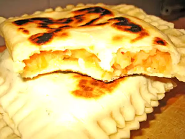 Ricetta Cassoni con patate, scalogno...salsiccia o zucca