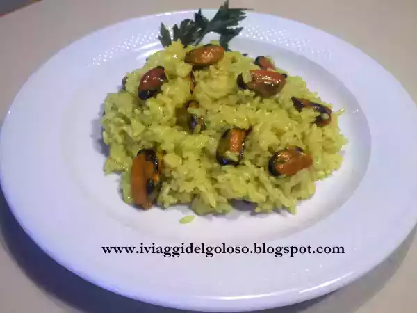 Ricetta Risotto alle cozze e zafferano