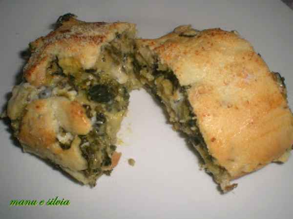 Ricetta Strudel di frolla al cumino farcito con verza e cannellini