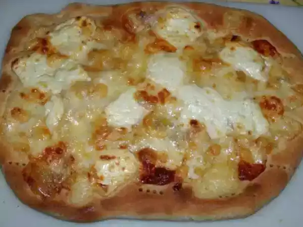 Ricetta Focaccia ai quattro formaggi e lardo