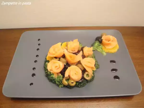 Ricetta Roselline di salmone su letto di misto stuzzicante