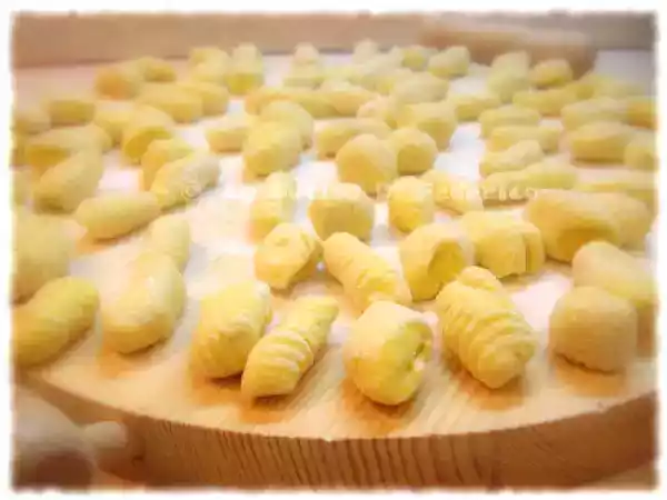 Ricetta Gnocchi con polenta avanzata