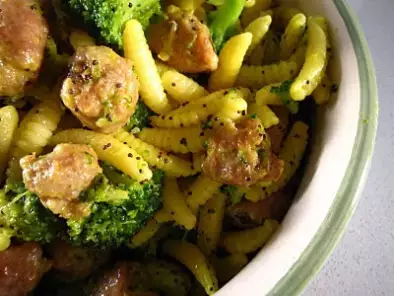 Ricetta Malloreddus con salsiccia, broccoli e zafferano